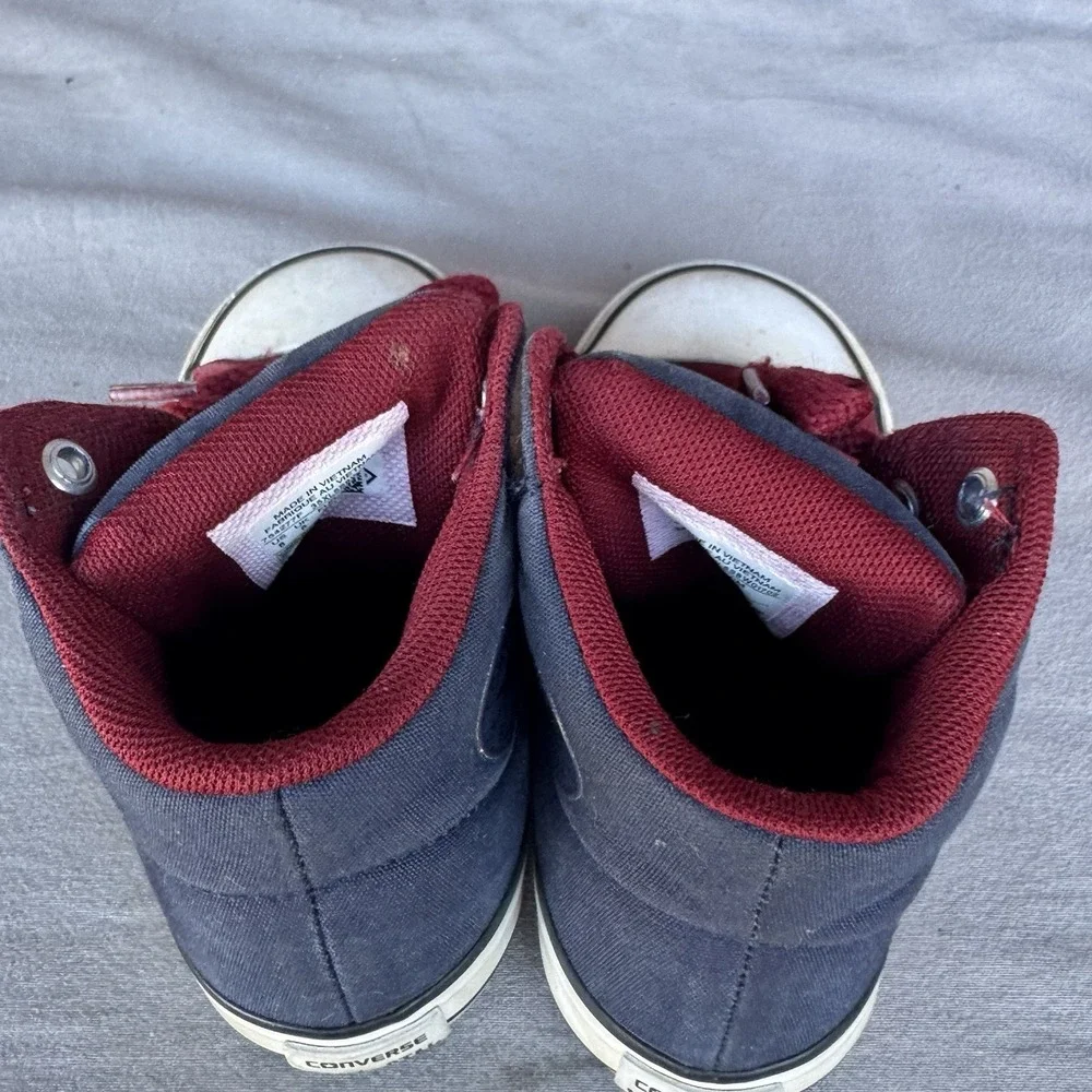 Size 8c - Converse Chuck Taylor All Star Toddler Burgundy Navy High Top Sneakers